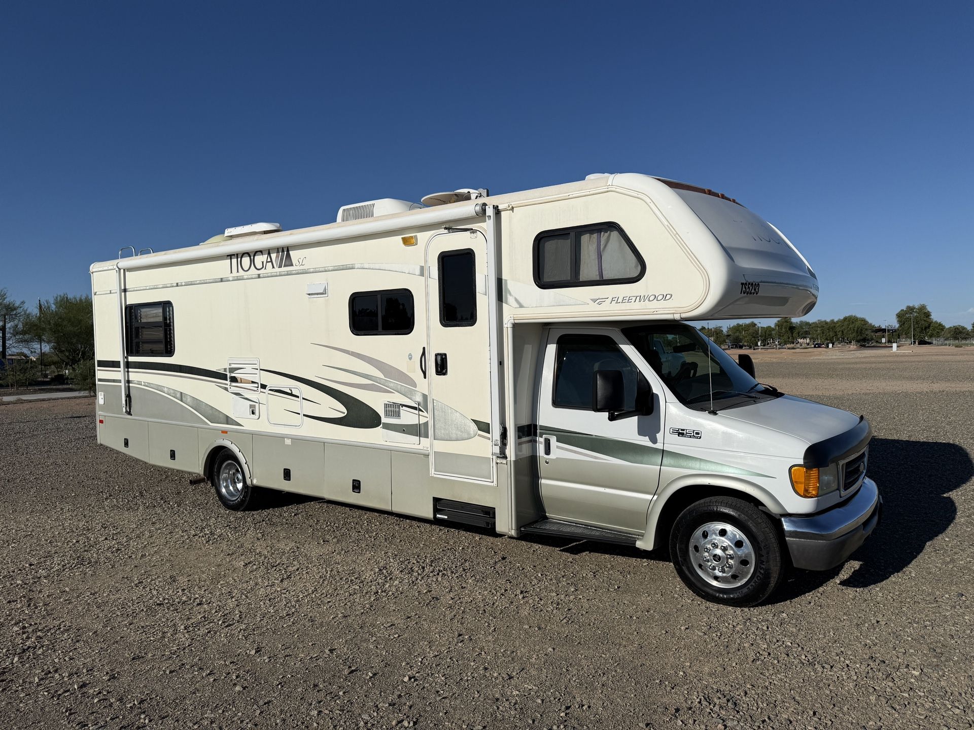 2006 Fleetwood Tioga 31W With Super Slide Out 30k Miles Like New Must See Ready To Go