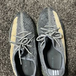 Yeezy Boost 350 Ash blue 