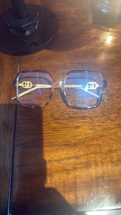Clear reading glasses