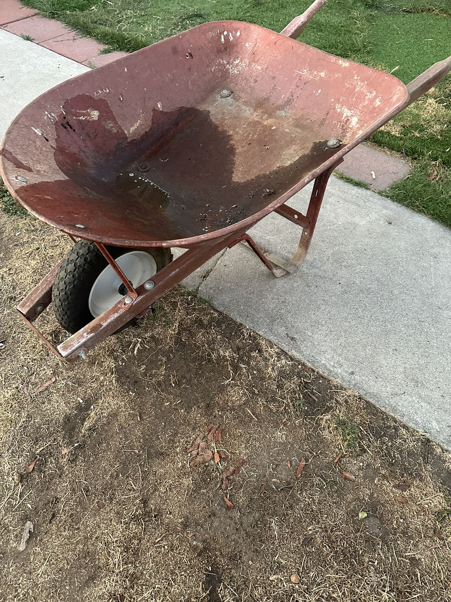 Wheelbarrow 