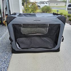 Small Dog Collapsible Travel Crate 30 X 22 With Cushion