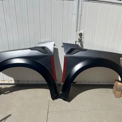 2021 Ford F-150 Raptor front fenders/accesories