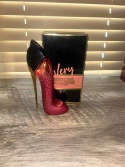 Carolina Herrera Very Good Girl Glam EDP