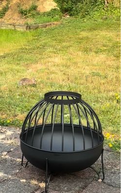 Wood outdoor fire pit