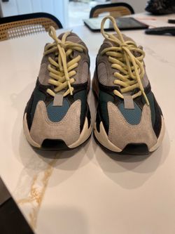 Yeezy Boost  700 Wave Runner