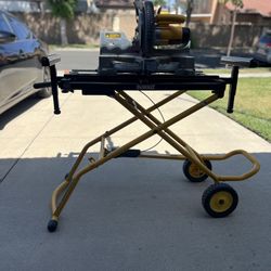 10” Dewalt Miter Saw And Collapsible Stand
