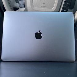 Apple Mac Laptop