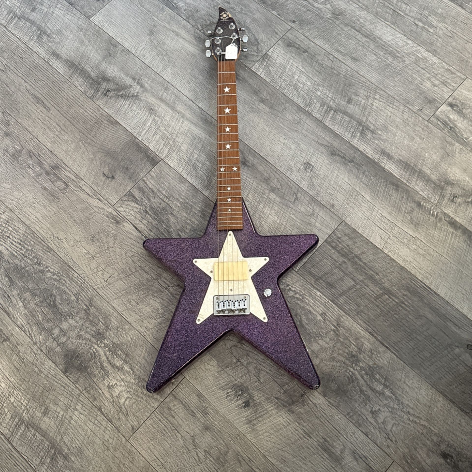Daisy Rock Guitar purple star