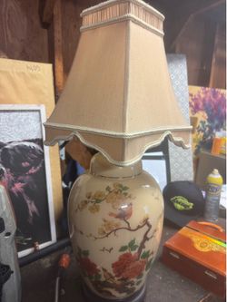 Lamp vintage , chair vintage