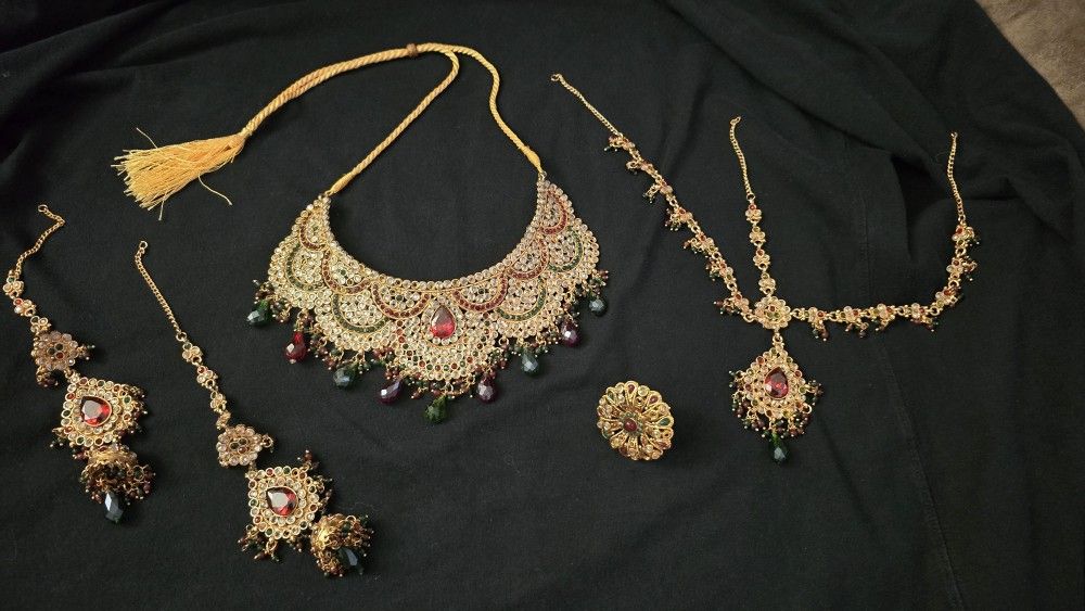 5 Piece Bridal Kundan Jewelry Set