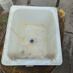Large tub sink