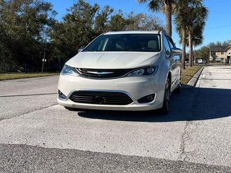 2017 Chrysler Pacifica Hybrid