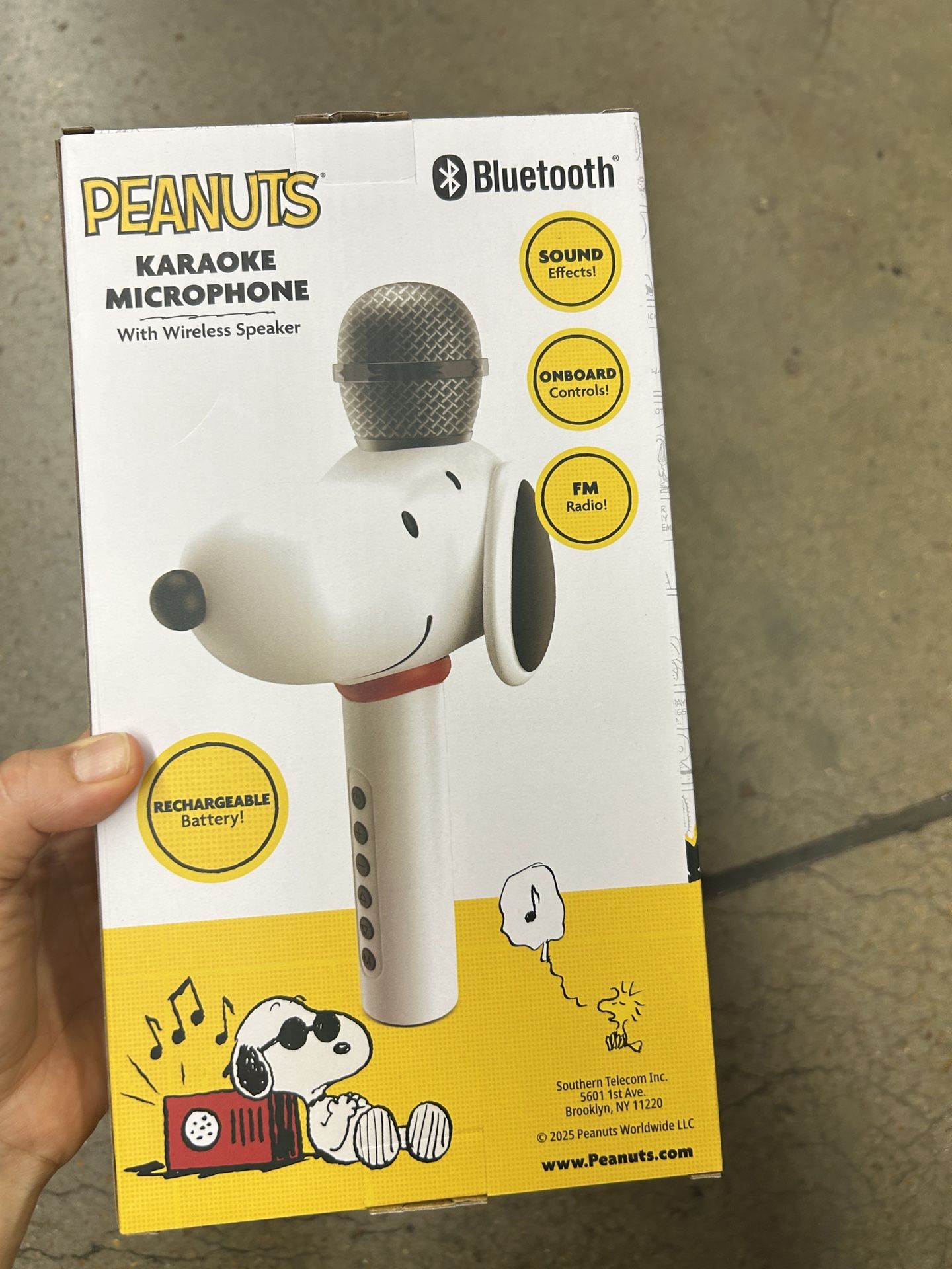 NWT Peanuts Snoopy Bluetooth Karaoke Microphone