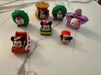 Holiday Tsum Tsum