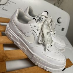 NIKES For Girls 