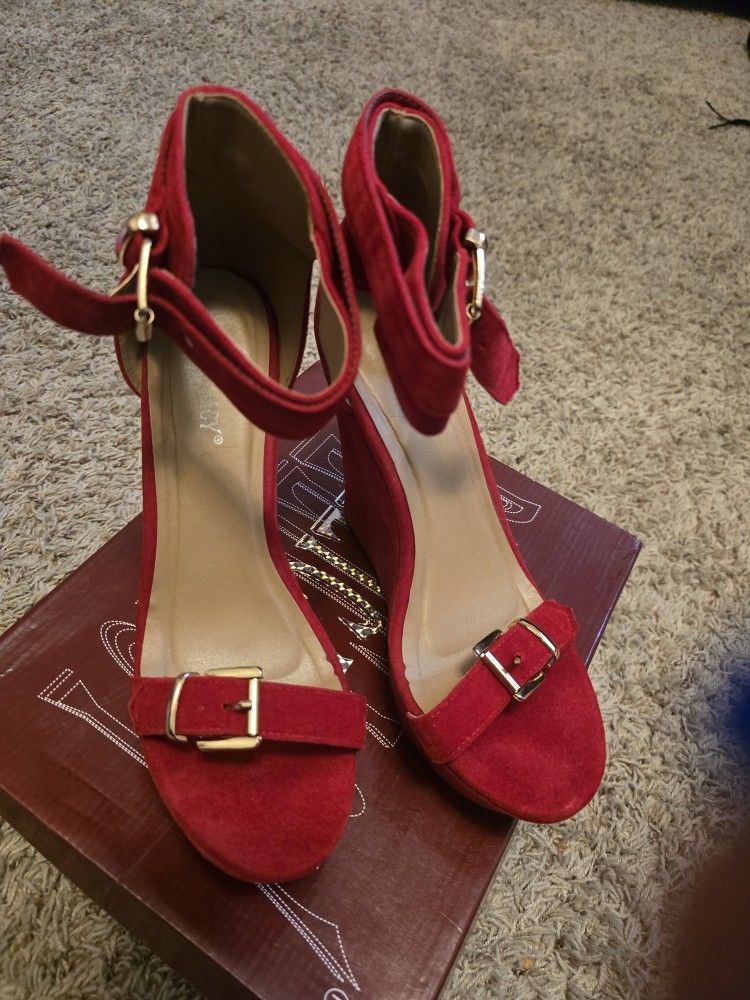 Heeled Wedges