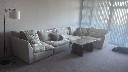 Modular sectional sofa