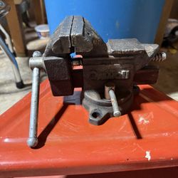 Oxwall 3 1/2” Bench Vise