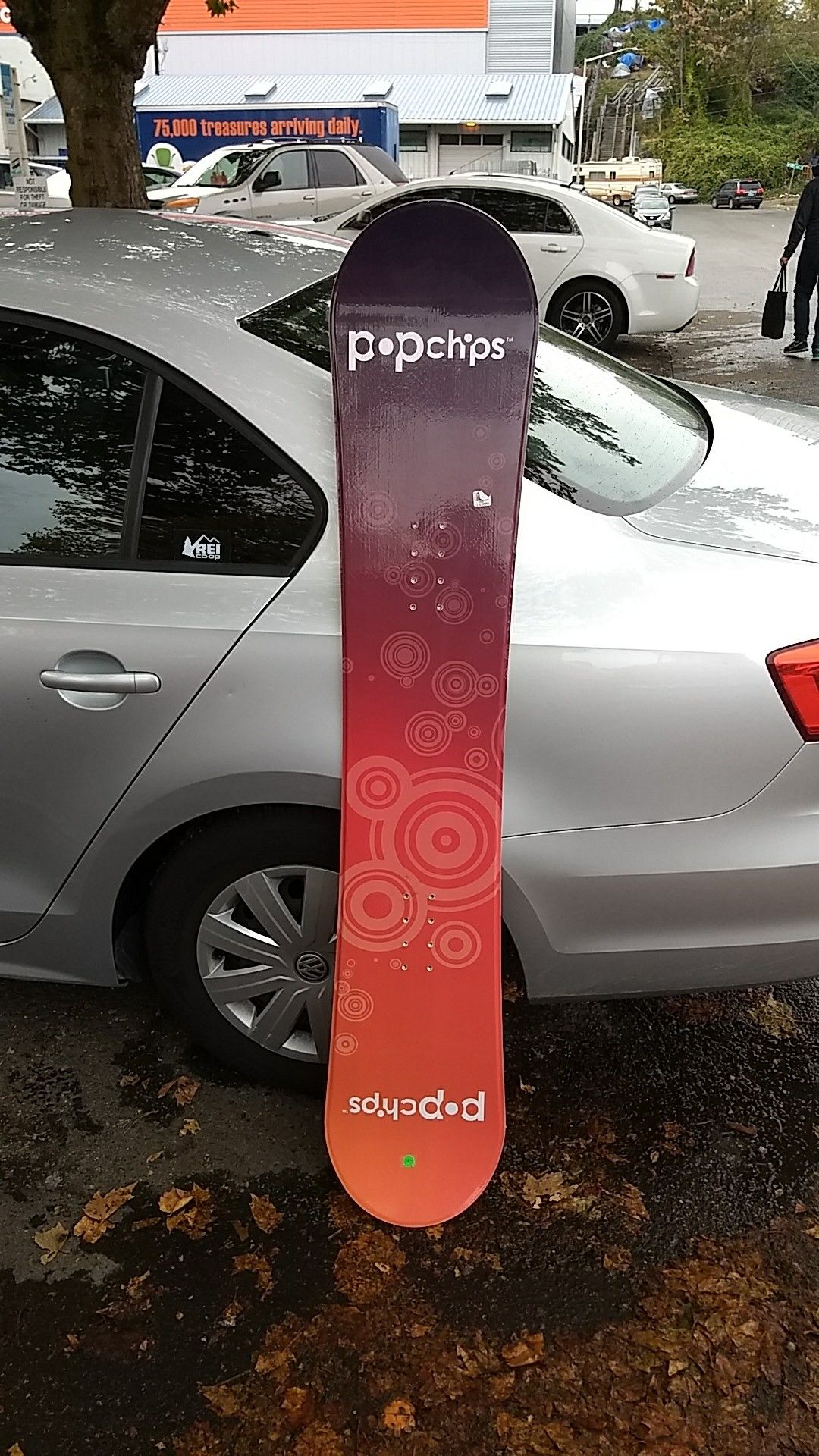 Popchips logo snowboard 154cm men's snowboard, never used!