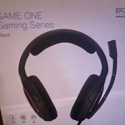 Gaming, Headphones. (audífonos)