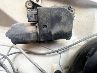 Windshield Wiper Assembly