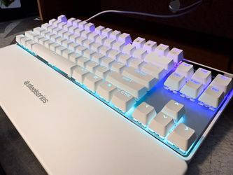 SteelSeries White Mechanical Gaming Keyboard Apex Pro TKL Gen 3