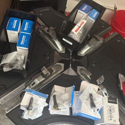 TPMs Valve , Sensors Too , Wheels Center Caps