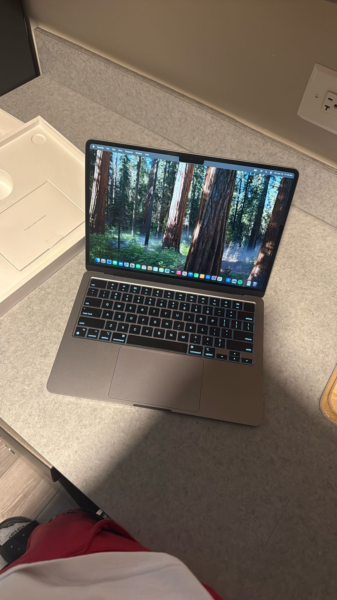 2024 MacBook AIR