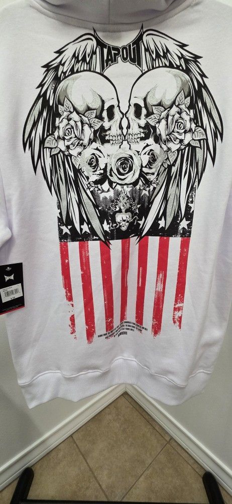 Tapout mcmxcvii hoodie L