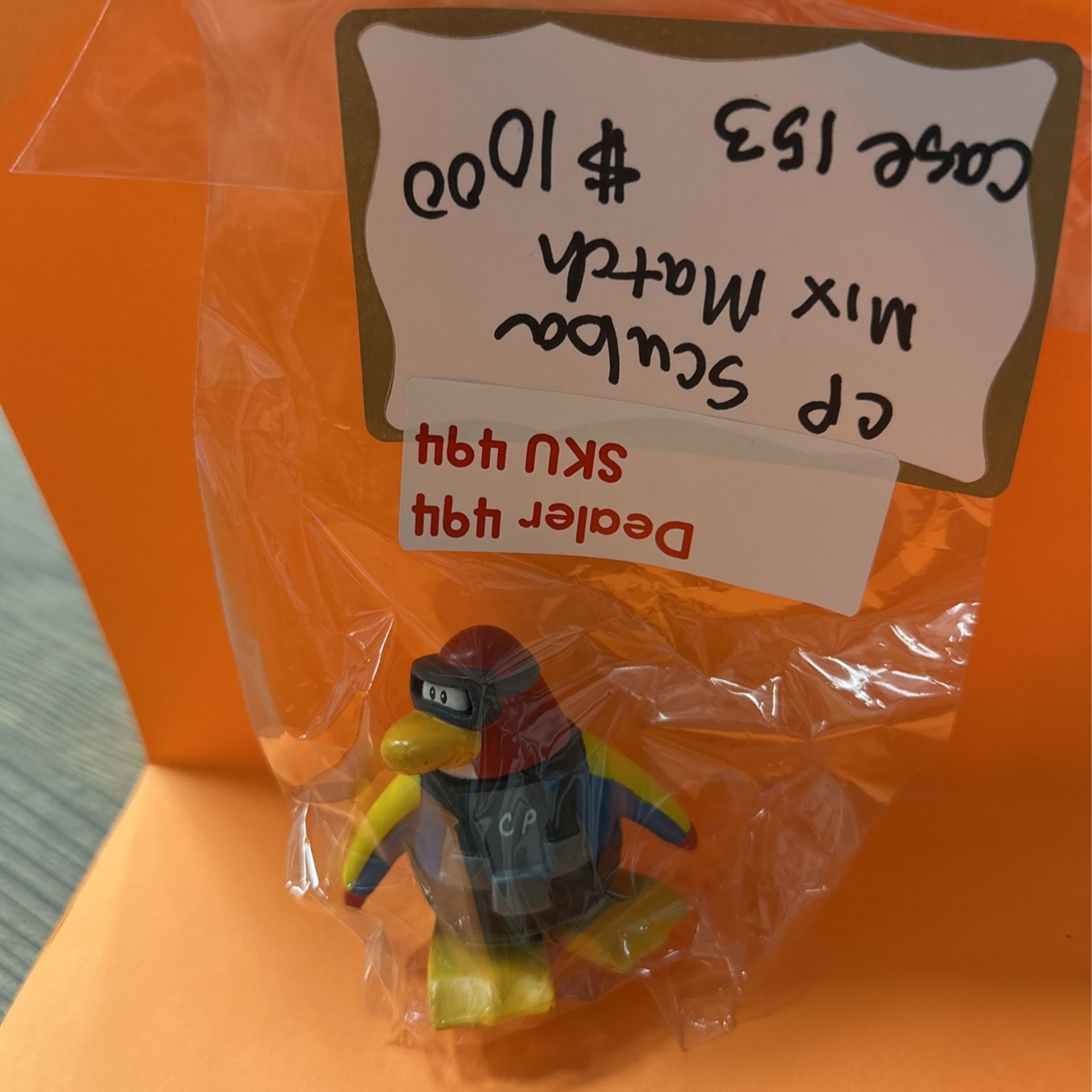 CLUB PENGUIN Mix Match Figure Scuba Cp
