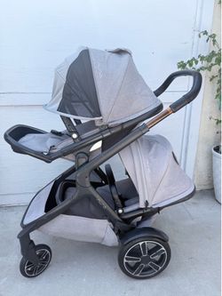 Nuna Demi Grow Double Stroller Excellent Condition (Includes 2 Seats)