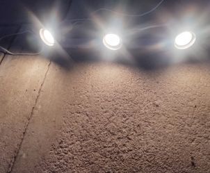 Lighting Strip 3 Bulbs