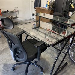 Nice desk (3’x2’) and Fully functional, Comfortable chair