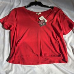 Red V-neck Crop