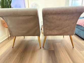 Set of 2 Accent Chairs