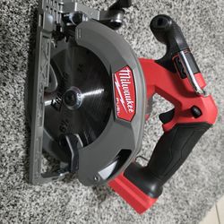 Milwaukee Circular Saw 6 1/2