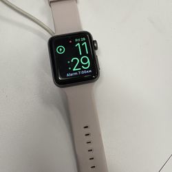 Apple Watch Series 3 - GPS only (no cellular)