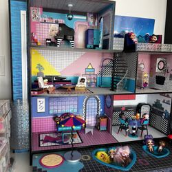LOL Dolls With Mansion and Accessories