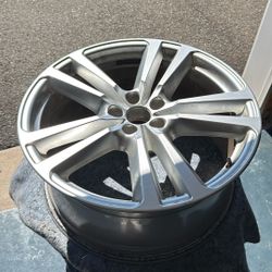 Audi Q7 20” Rims