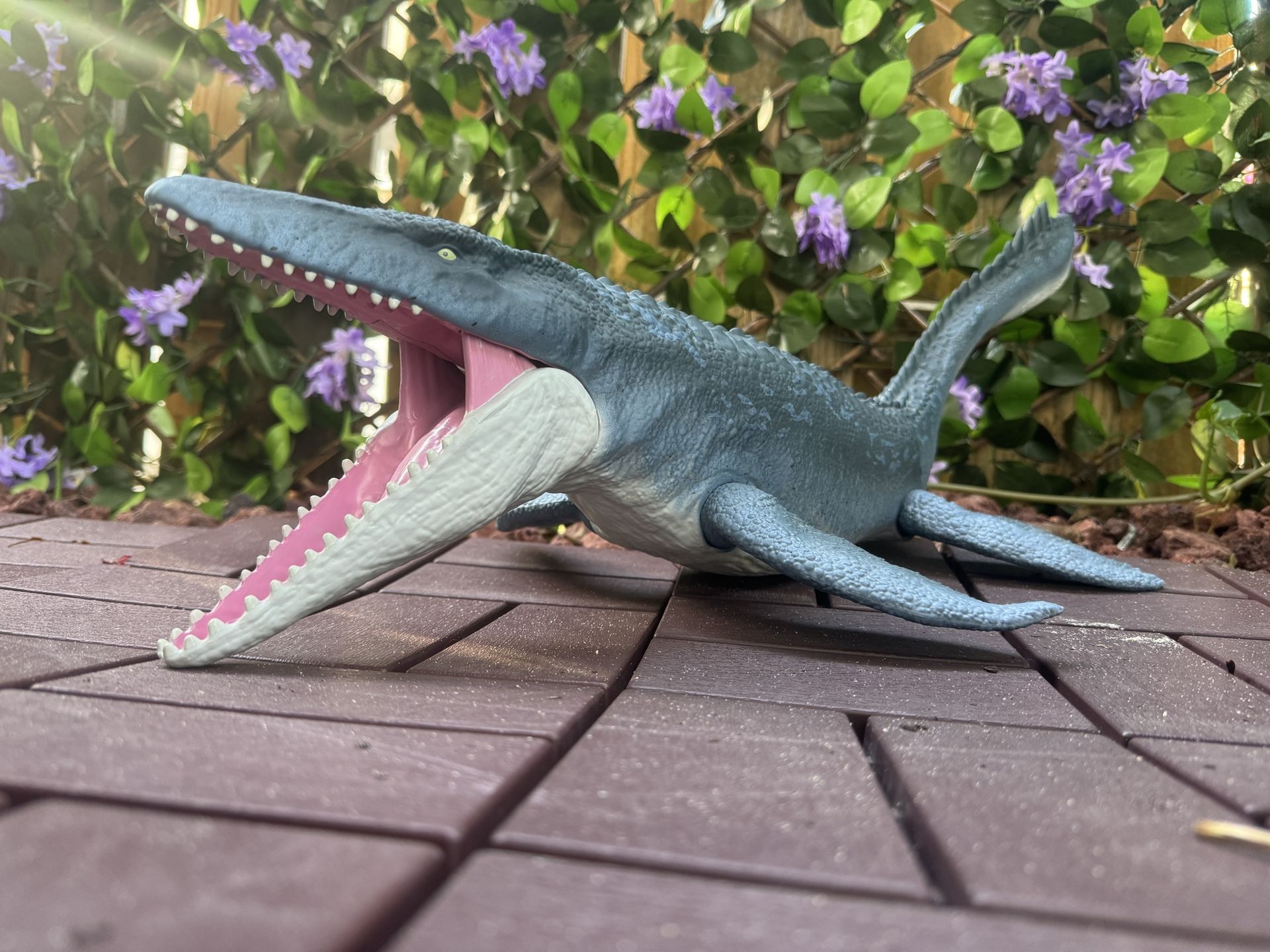 (2018) Mattel Jurassic World Fallen Kingdom Real Feel Mosasaurus