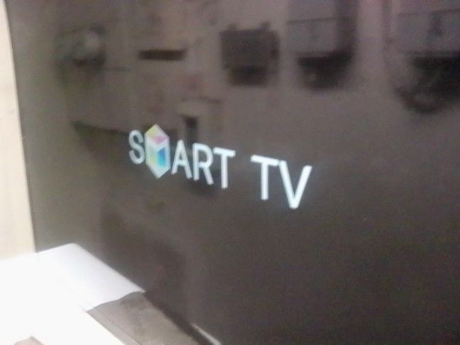 Samsung 60" Smart TV 