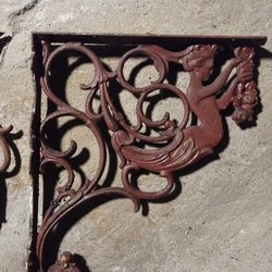 Decorative Metal Bracket 