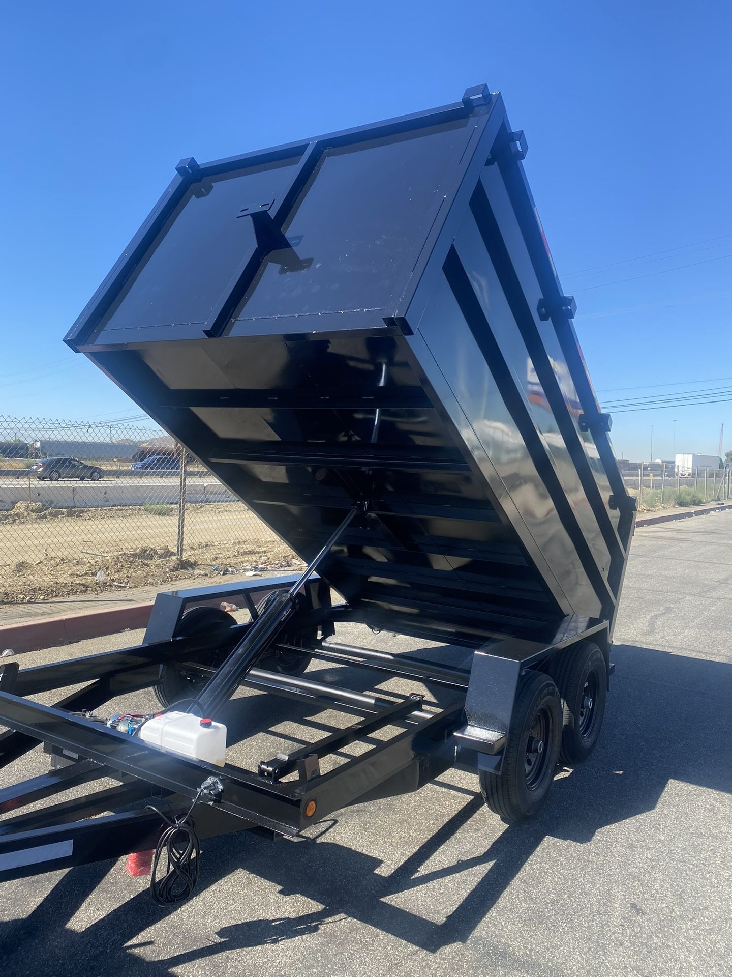 Hydraulic Dump Trailer 