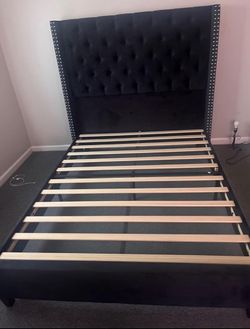 QUEEN SIZE TALL BLACK PLATFORM BED FRAME