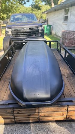 Yakima cargo box