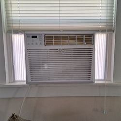 Air Conditioning Unit Window Mount
