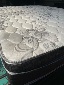 New Queen Pillow Top Mattresses