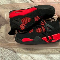 Air Jordan 4 Red Thunder Sneakers