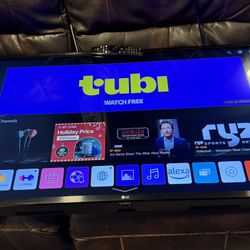 LG 43” Smart TV – Excellent Condition 