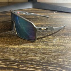 Oakley Sutro Sunglasses Matte Grey Frame Blue Lens